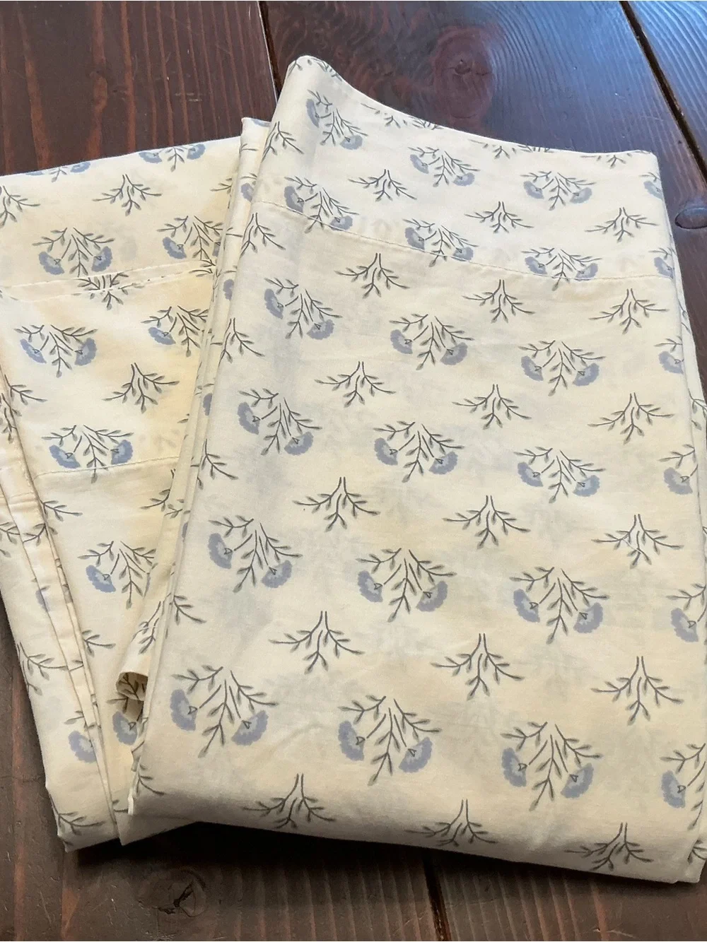 2 Vintage J.P. Steven’s Flat Bedsheets